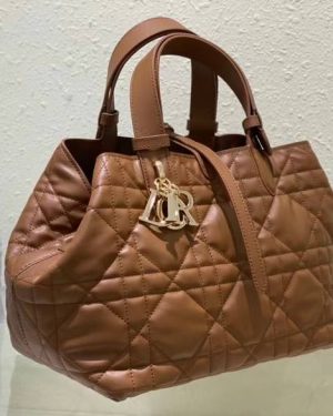 mmexport1718988652736