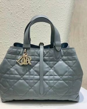 mmexport1718988847062